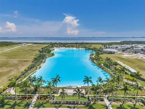 5932 Red Mangrove Lane Bradenton FL 34210