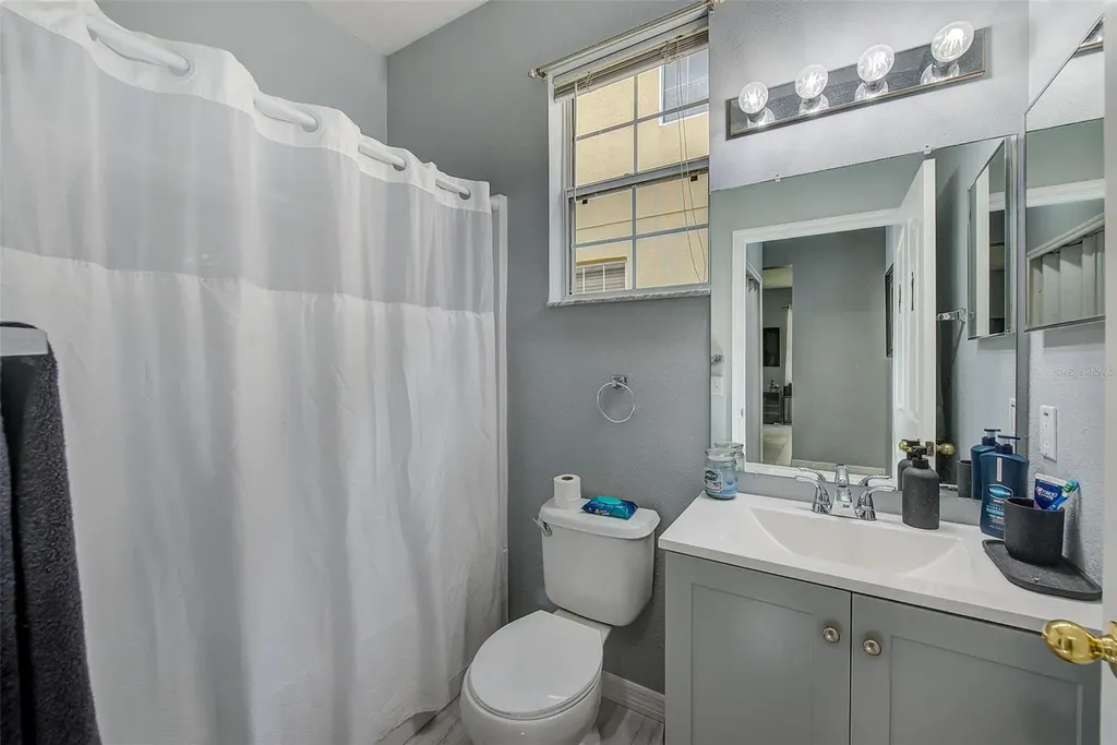 12136 Tree Haven Avenue Gibsonton FL 33534