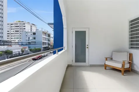 56 Calle F Krug Condado San Juan PR 00907