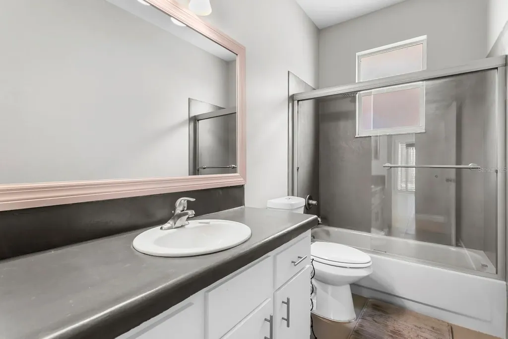 9337 Wellington Park Circle Tampa FL 33647