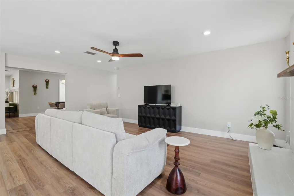 6145 Mary Lynn Court Orlando FL 32807
