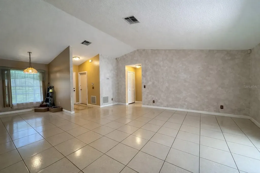 1108 Dartford Drive Kissimmee FL 34758