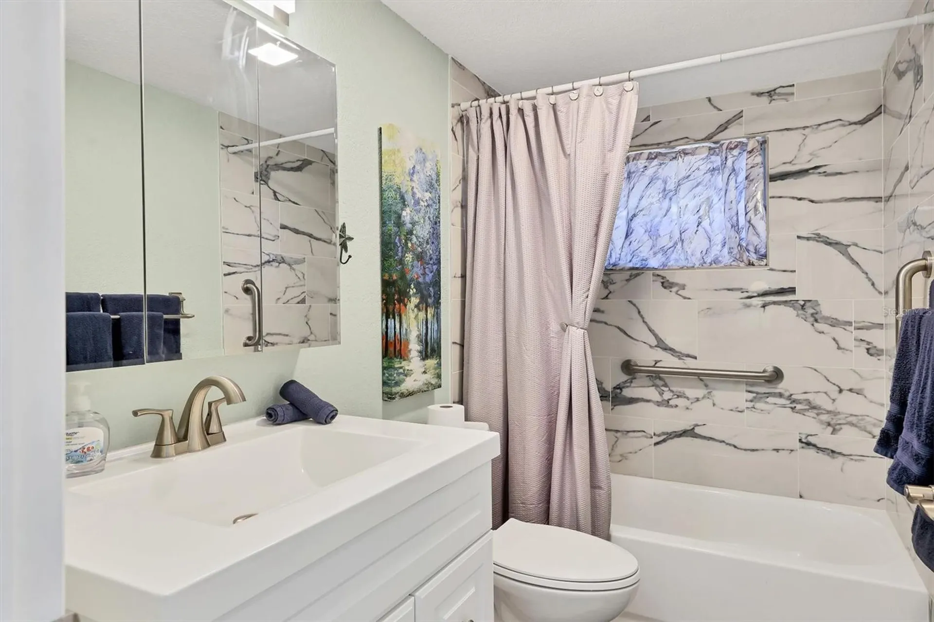 39 1st Avenue Englewood FL 34223