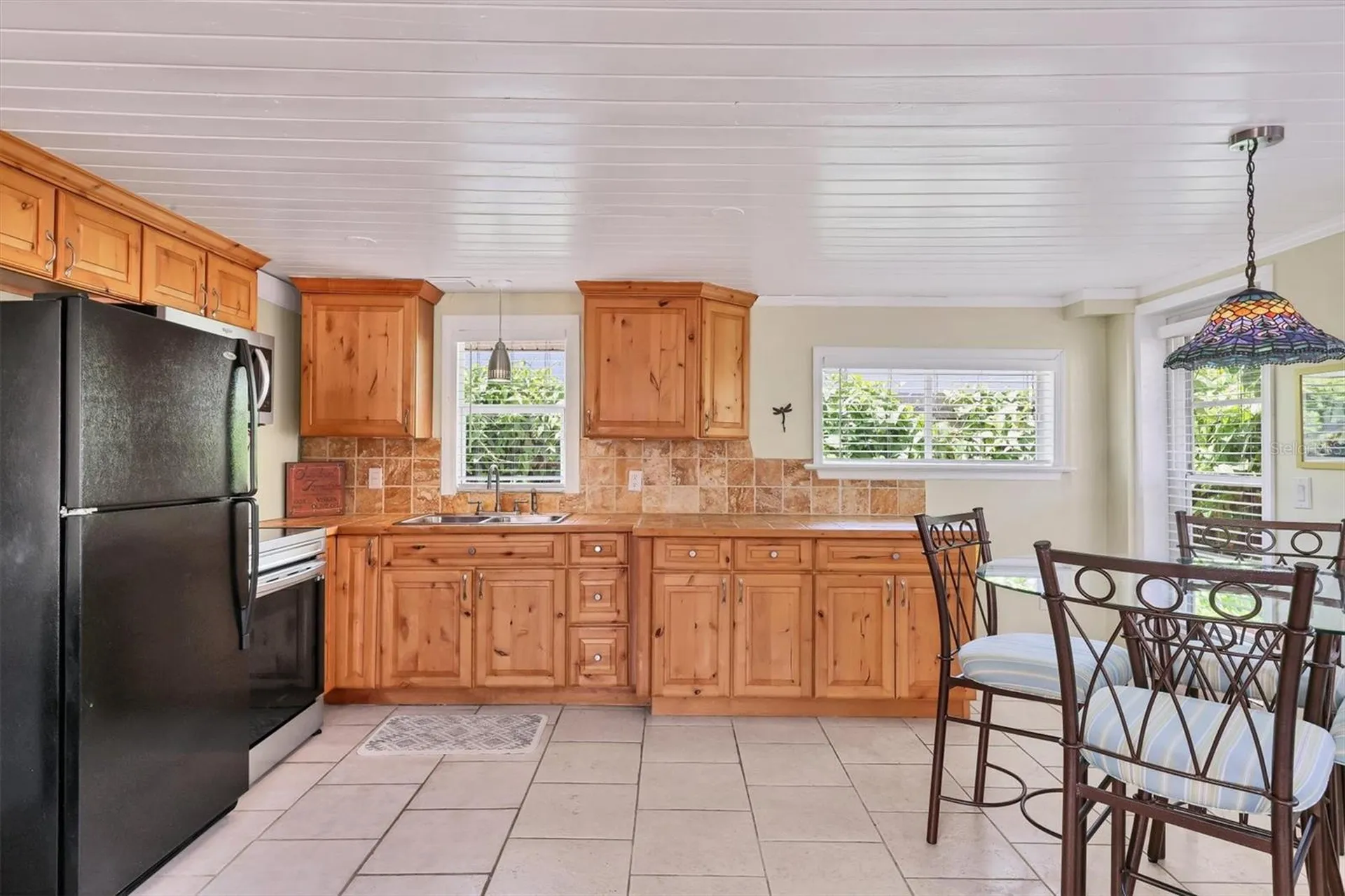 39 1st Avenue Englewood FL 34223