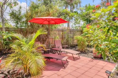 39 1st Avenue Englewood FL 34223