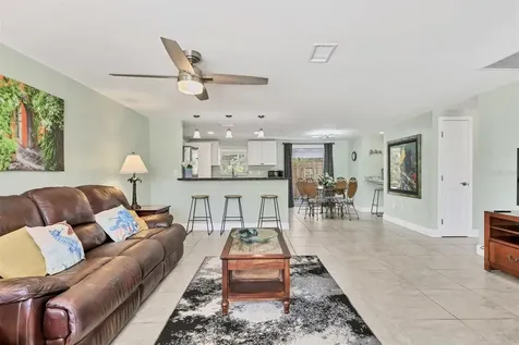 39 1st Avenue Englewood FL 34223