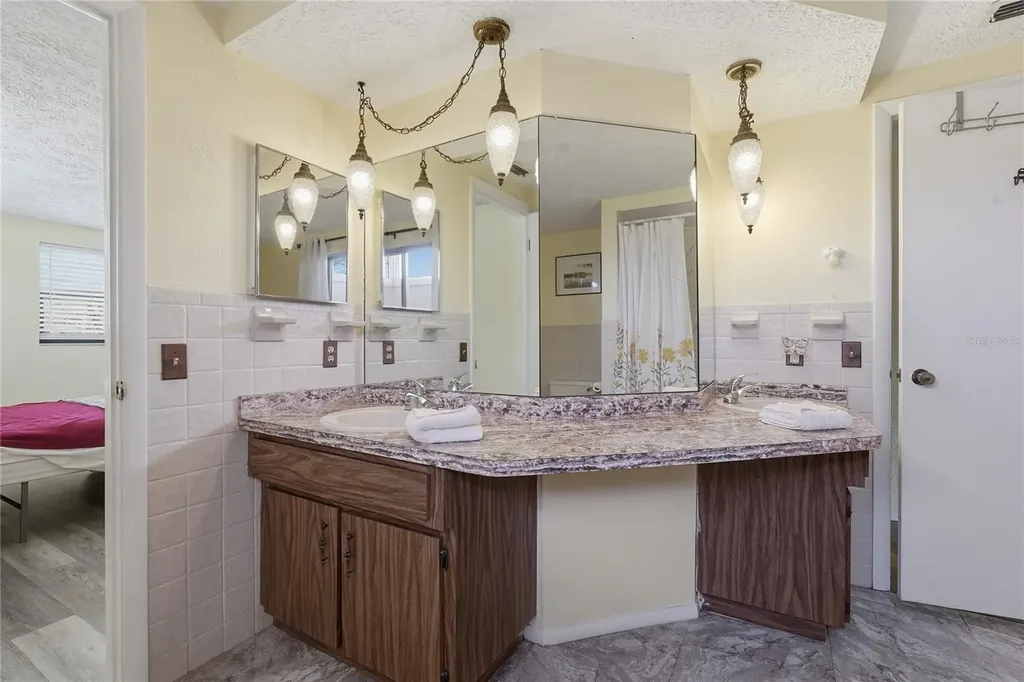 9135 Farmington Lane Port Richey FL 34668