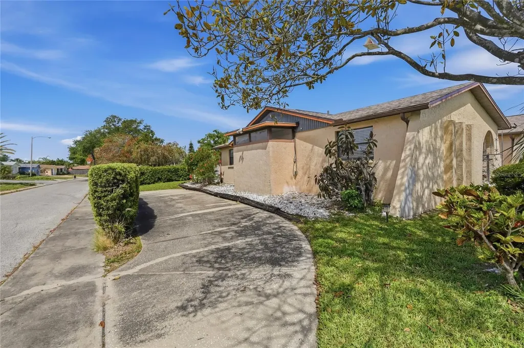 9135 Farmington Lane Port Richey FL 34668