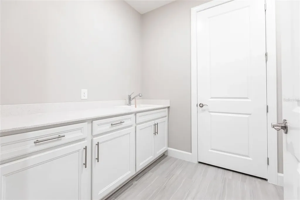 5658 Silverside Pine Court Bradenton FL 34211