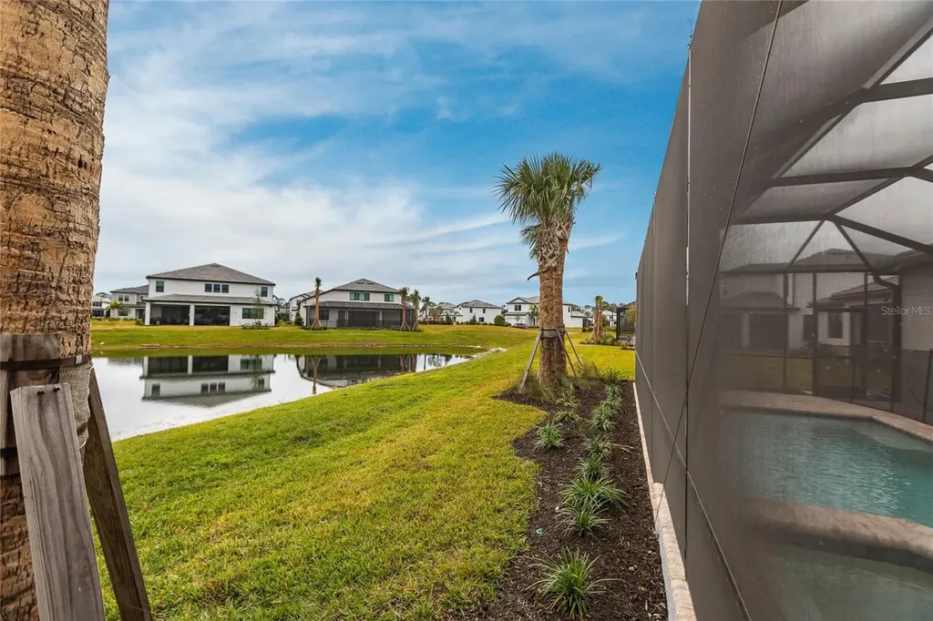 5658 Silverside Pine Court Bradenton FL 34211