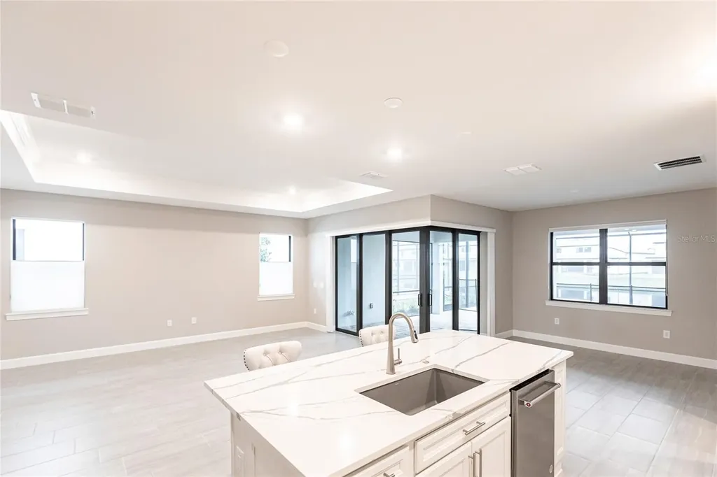 5658 Silverside Pine Court Bradenton FL 34211