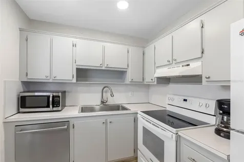 1801 Bedford Lane Sun City Center FL 33573
