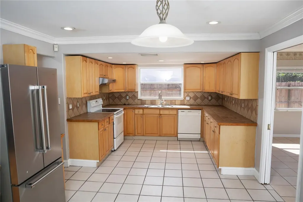 9939 Woodridge Court Port Richey FL 34668