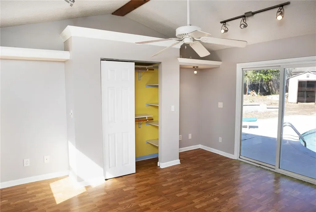 9939 Woodridge Court Port Richey FL 34668