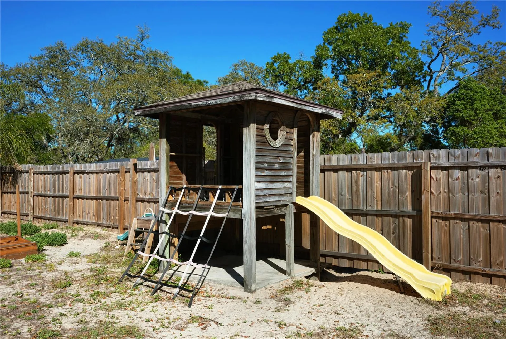 9939 Woodridge Court Port Richey FL 34668
