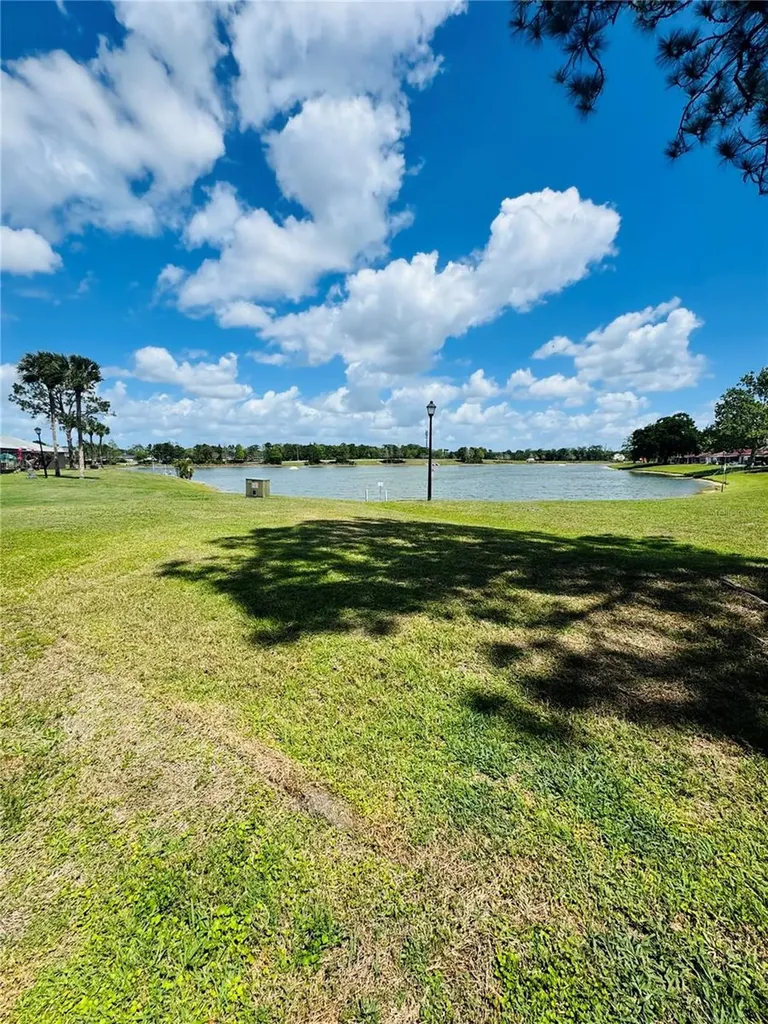 37 Las Brisas Way Kissimmee FL 34743