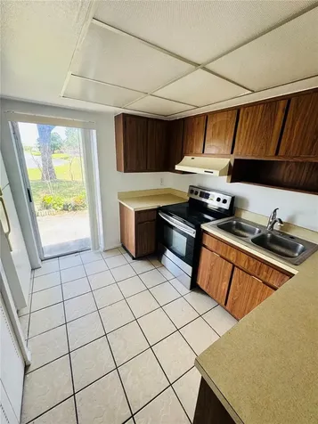 37 Las Brisas Way Kissimmee FL 34743