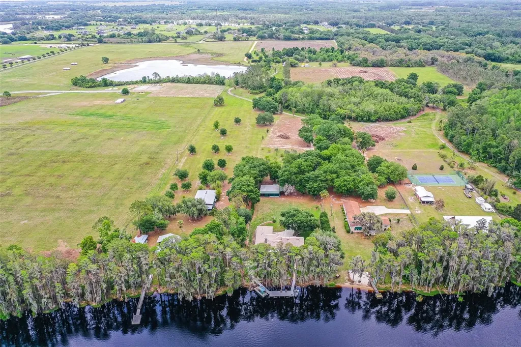 6850 Hunt Road Groveland FL 34736
