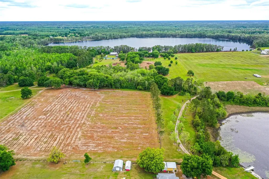 6850 Hunt Road Groveland FL 34736