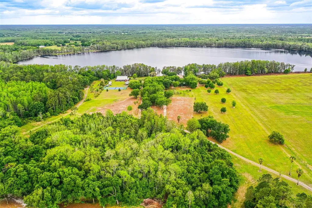 6850 Hunt Road Groveland FL 34736
