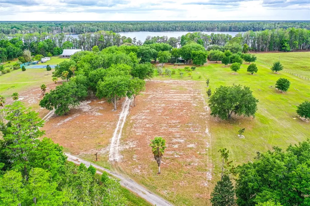 6850 Hunt Road Groveland FL 34736