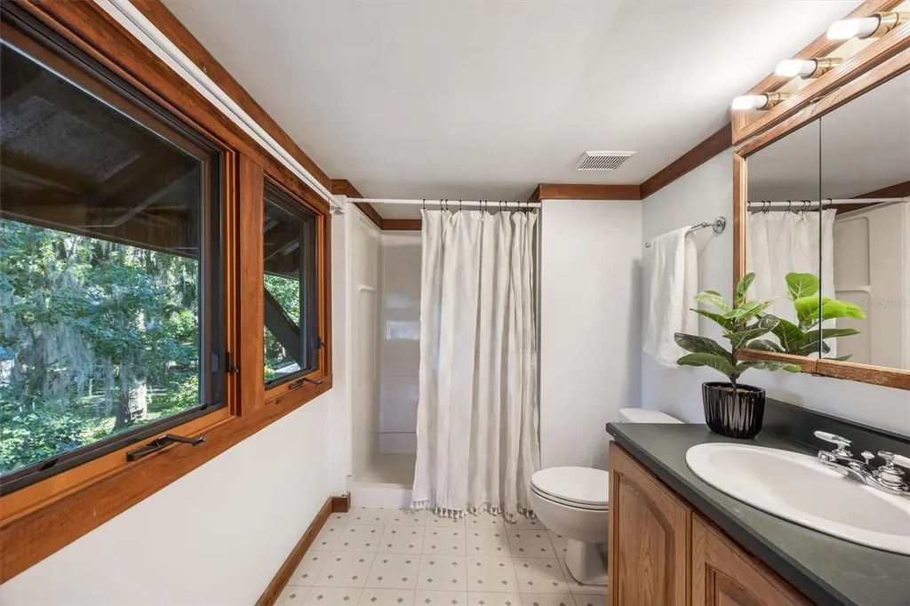 25608 Devonia Street Melrose FL 32666