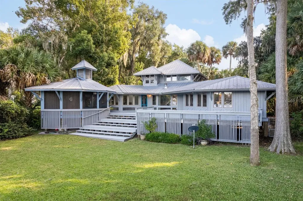 25608 Devonia Street Melrose FL 32666