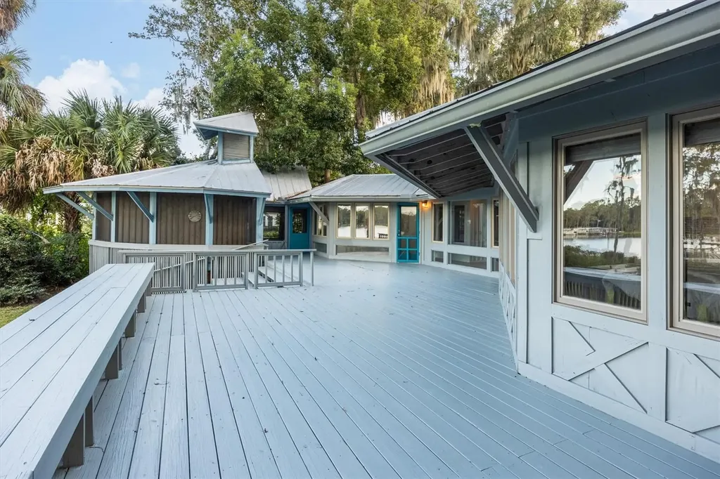 25608 Devonia Street Melrose FL 32666