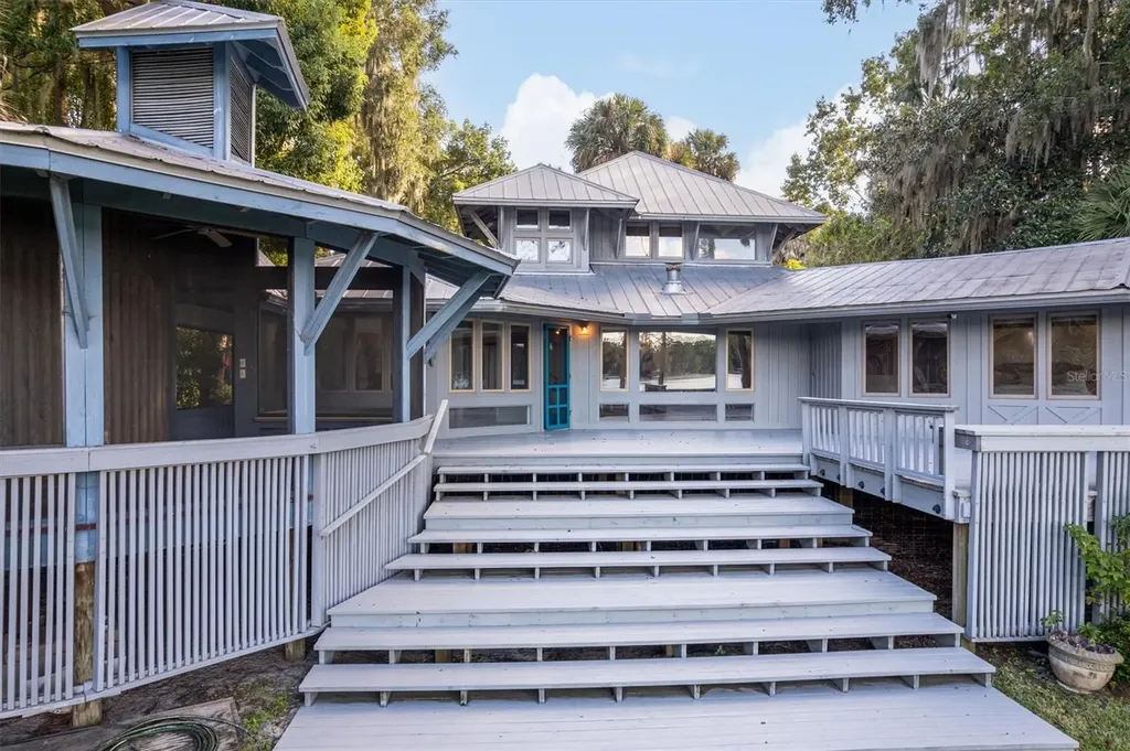 25608 Devonia Street Melrose FL 32666