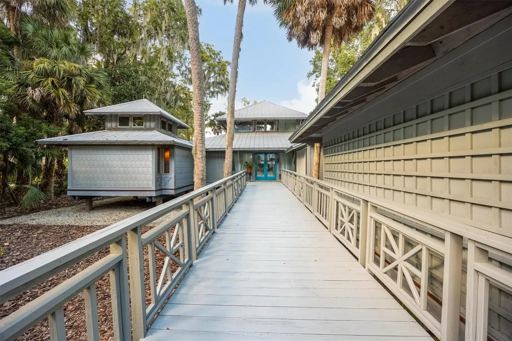 25608 Devonia Street Melrose FL 32666