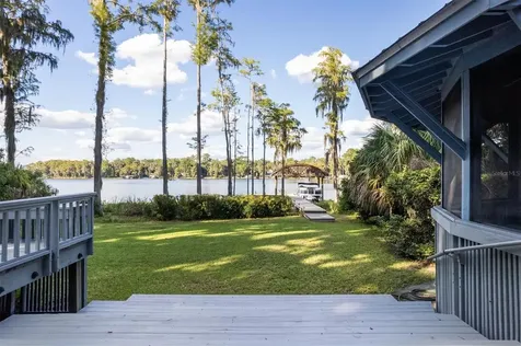 25608 Devonia Street Melrose FL 32666