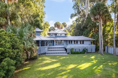25608 Devonia Street Melrose FL 32666