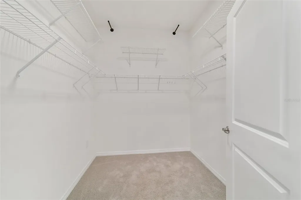5051 Stokes Way Wildwood FL 34785