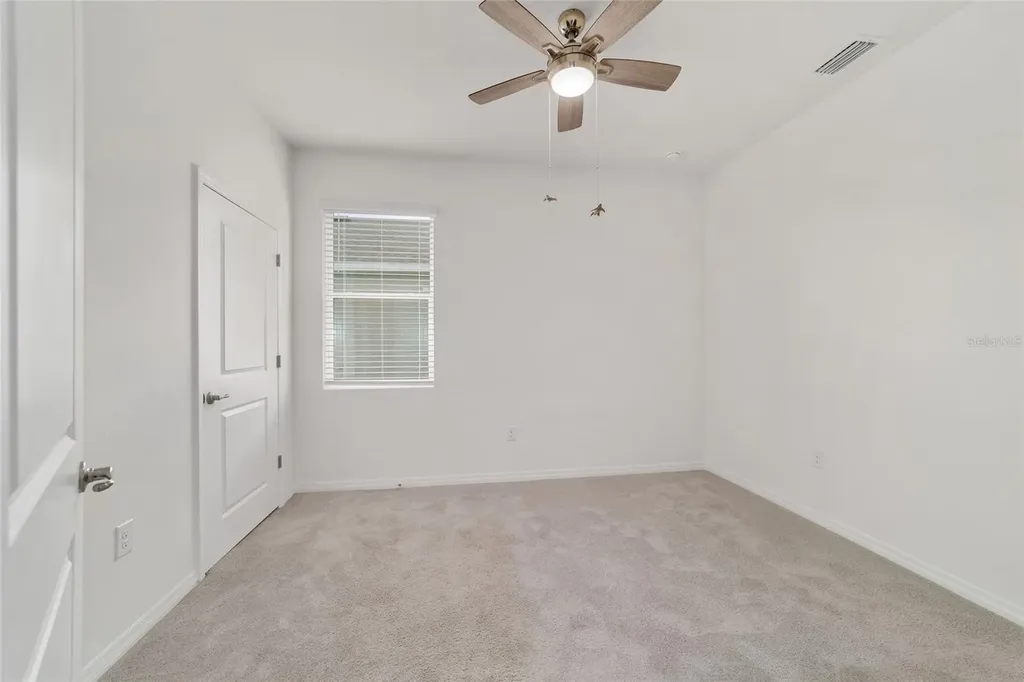 5051 Stokes Way Wildwood FL 34785