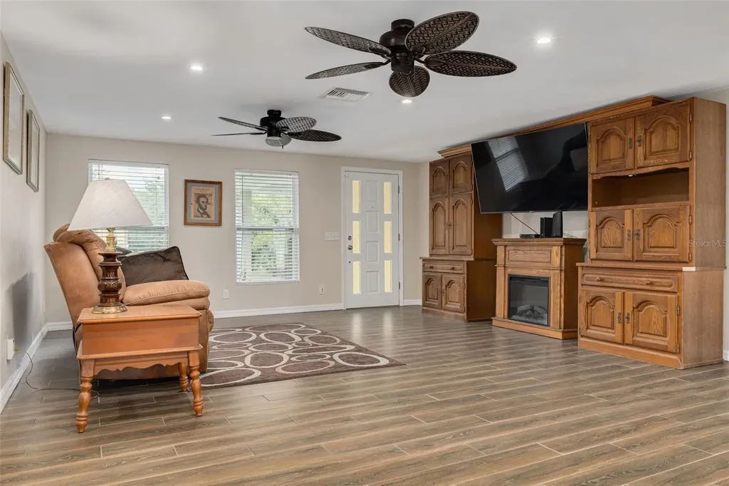 9720 Delray Drive New Port Richey FL 34654