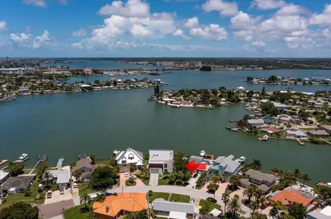 14077 N Bayshore Drive Madeira Beach FL 33708