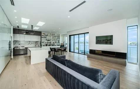 14077 N Bayshore Drive Madeira Beach FL 33708