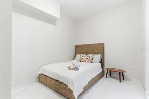 56 Calle F Krug Condado San Juan PR 00907