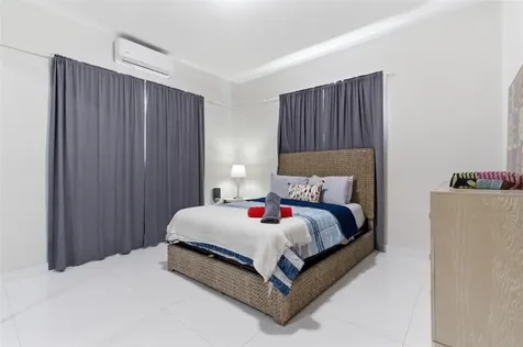 56 Calle F Krug Condado San Juan PR 00907