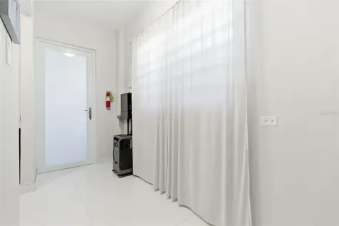 56 Calle F Krug Condado San Juan PR 00907