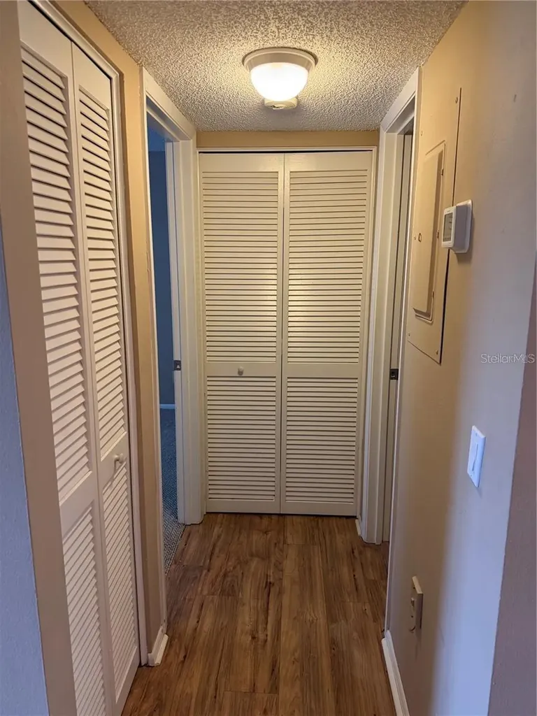 274 Cypress Lane Oldsmar FL 34677