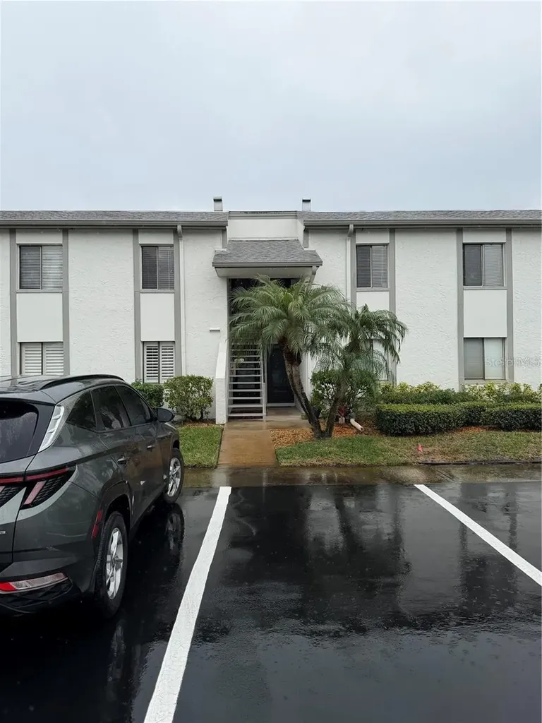 274 Cypress Lane Oldsmar FL 34677
