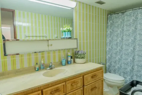 6165 Av, Isla Verde Carolina PR 00979