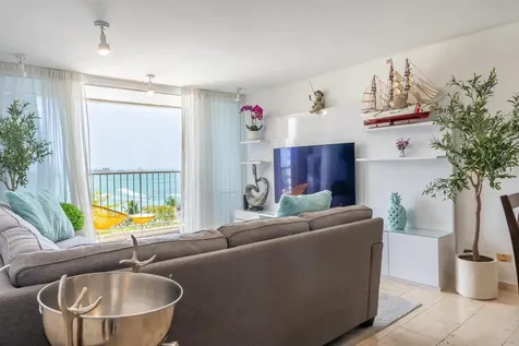 6165 Av, Isla Verde Carolina PR 00979