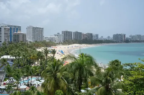 6165 Av, Isla Verde Carolina PR 00979