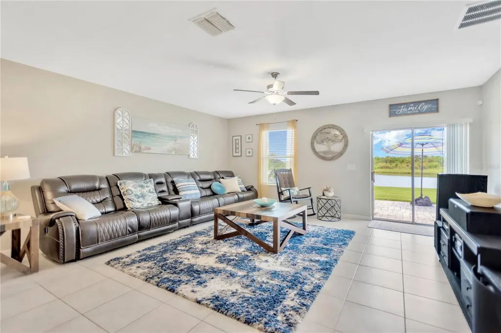 5441 Rainwood Meadows Drive Apollo Beach FL 33572