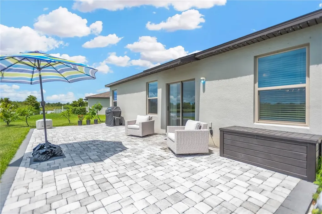 5441 Rainwood Meadows Drive Apollo Beach FL 33572
