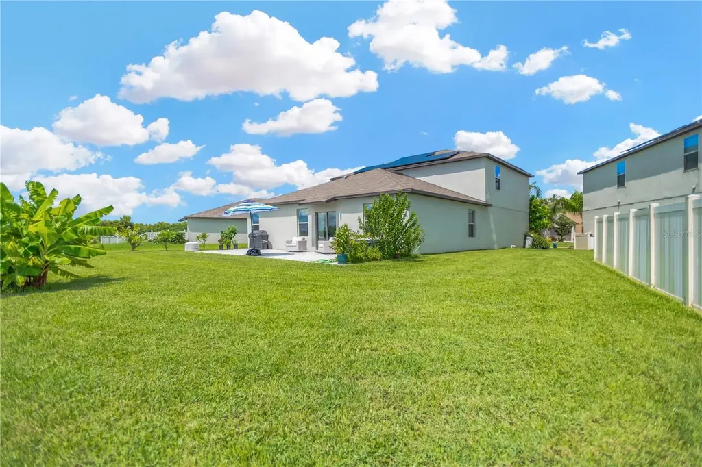 5441 Rainwood Meadows Drive Apollo Beach FL 33572