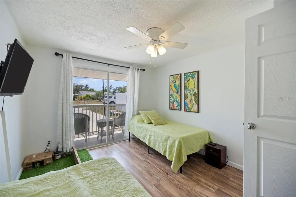 324 E Green Street Englewood FL 34223