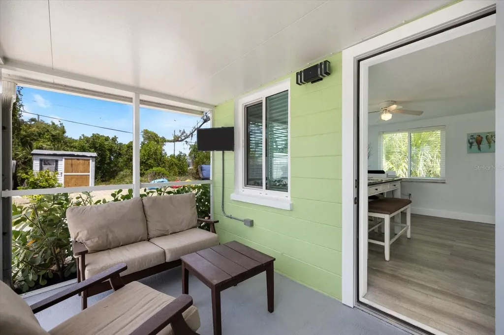 324 E Green Street Englewood FL 34223